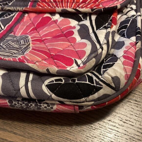 Vera Bradley mail bag - Picture 11 of 12
